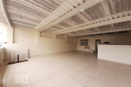 Casa de condomínio à venda com 100m², 3 quartos e 2 vagasTerraço