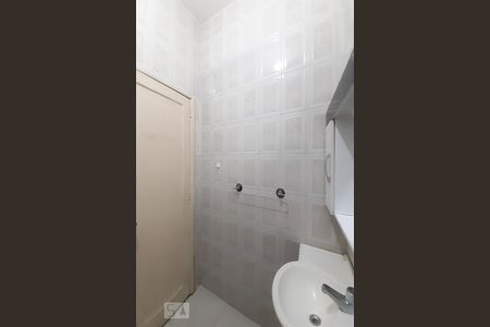 Casa de condomínio à venda com 100m², 3 quartos e 2 vagasBanheiro Social