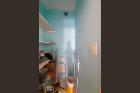 Casa de condomínio à venda com 100m², 3 quartos e 2 vagasDespensa