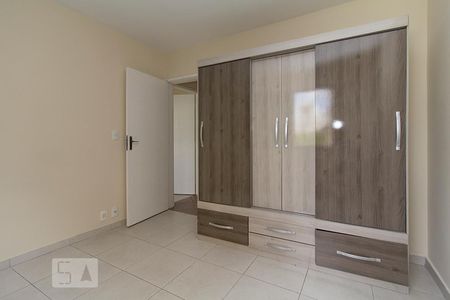 Apartamento à venda com 70m², 2 quartos e 1 vaga Apartamento à venda com 70m², 2 quartos e 1 vagaQuarto 2 - Armários