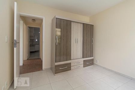 Apartamento à venda com 70m², 2 quartos e 1 vaga Apartamento à venda com 70m², 2 quartos e 1 vagaQuarto 2 - Armários