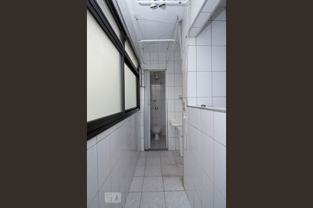 Apartamento à venda com 70m², 2 quartos e 1 vaga Apartamento à venda com 70m², 2 quartos e 1 vagaÁrea de Serviço