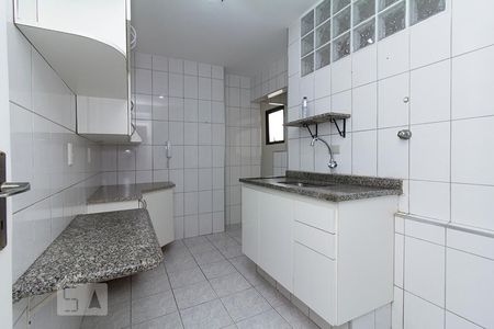 Apartamento à venda com 70m², 2 quartos e 1 vaga Apartamento à venda com 70m², 2 quartos e 1 vagaCozinha
