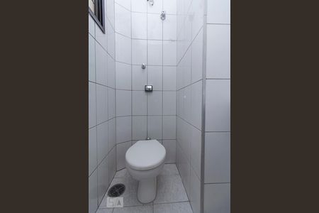 Apartamento à venda com 70m², 2 quartos e 1 vaga Apartamento à venda com 70m², 2 quartos e 1 vagaBanheiro Serviço