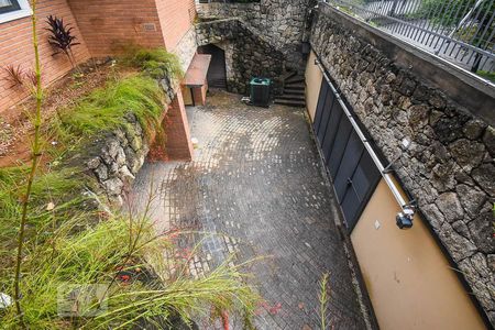 Casa à venda com 920m², 4 quartos e 6 vagas Casa à venda com 920m², 4 quartos e 6 vagasGaragem