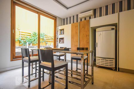 Casa à venda com 920m², 4 quartos e 6 vagas Casa à venda com 920m², 4 quartos e 6 vagasEspaço gourmet