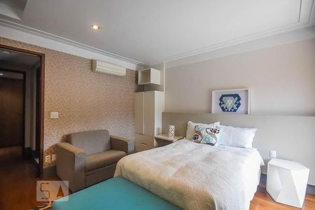 Casa à venda com 920m², 4 quartos e 6 vagas Casa à venda com 920m², 4 quartos e 6 vagasSuíte 3