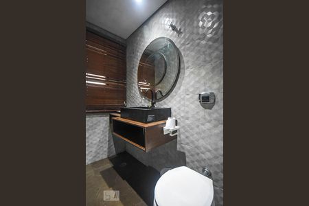 Casa à venda com 920m², 4 quartos e 6 vagas Casa à venda com 920m², 4 quartos e 6 vagasLavabo do ateliê