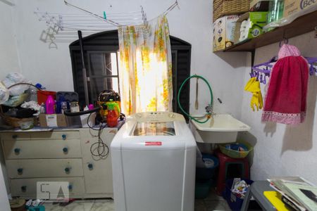 Casa para alugar com 214m², 3 quartos e 2 vagas Casa para alugar com 214m², 3 quartos e 2 vagasÁrea de serviço