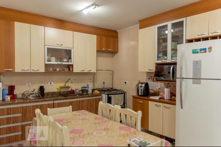 Casa à venda com 179m², 3 quartos e 2 vagasCozinha