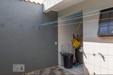 Casa à venda com 179m², 3 quartos e 2 vagasÁrea de Serviço