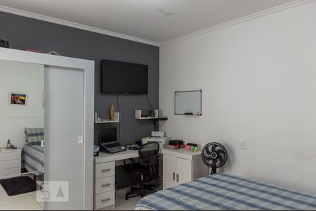 Casa à venda com 179m², 3 quartos e 2 vagasQuarto 1