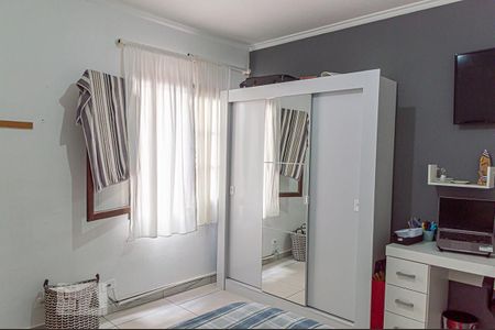 Casa à venda com 179m², 3 quartos e 2 vagasQuarto 1