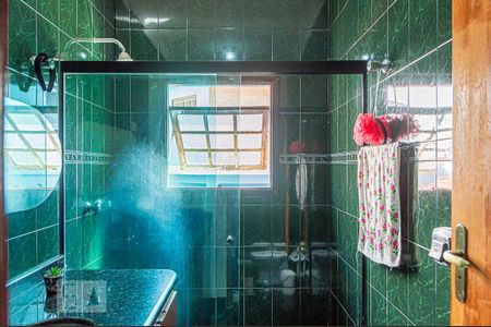 Casa à venda com 179m², 3 quartos e 2 vagasBanheiro