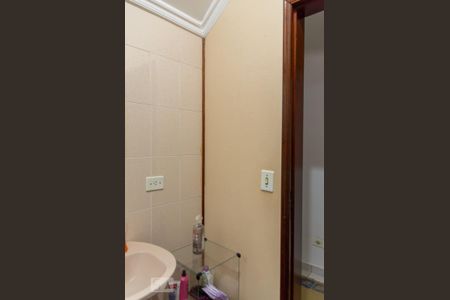 Casa à venda com 179m², 3 quartos e 2 vagasLavabo