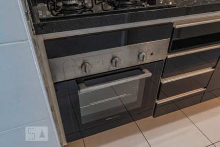 Apartamento para alugar com 96m², 2 quartos e 2 vagasDetalhe da Cozinha