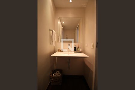 Lavabo de casa à venda com 4 quartos, 400m² em Jardim Marajoara, São Paulo