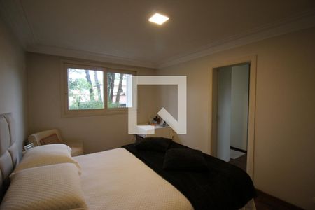 Casa à venda com 400m², 4 quartos e 5 vagasQuarto 3 - Suíte