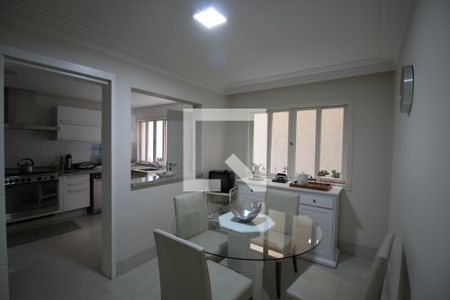 Casa à venda com 400m², 4 quartos e 5 vagasCopa