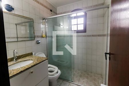 Casa à venda com 240m², 3 quartos e 2 vagasBanheiro da Suíte