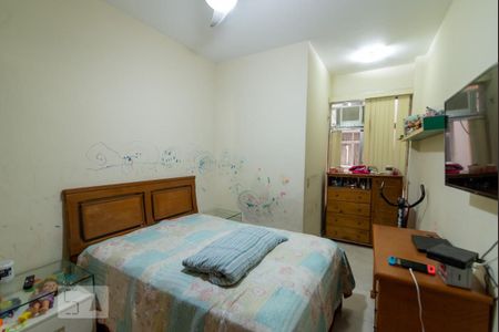 Apartamento à venda com 120m², 3 quartos e sem vagaQuarto 1