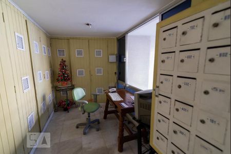 Apartamento à venda com 120m², 3 quartos e sem vagaHall