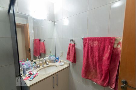 Apartamento à venda com 120m², 3 quartos e sem vagaBanheiro