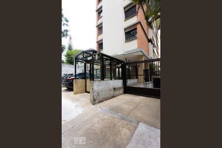 Apartamento à venda com 200m², 4 quartos e 2 vagasFachada