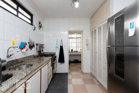 Apartamento à venda com 200m², 4 quartos e 2 vagasCozinha