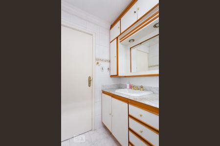 Apartamento à venda com 200m², 4 quartos e 2 vagasBanheiro