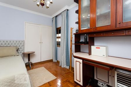 Apartamento à venda com 200m², 4 quartos e 2 vagasQuarto 2