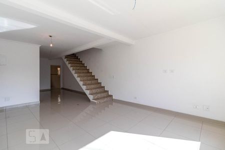 Sala de Estar de casa à venda com 3 quartos, 150m² em Sítio do Morro, São Paulo