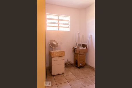 Casa à venda com 146m², 3 quartos e 2 vagasQuarto de Serviço