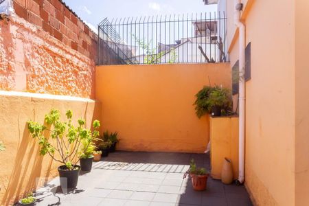 Casa à venda com 146m², 3 quartos e 2 vagasQuintal