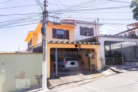 Casa à venda com 146m², 3 quartos e 2 vagasFachada 