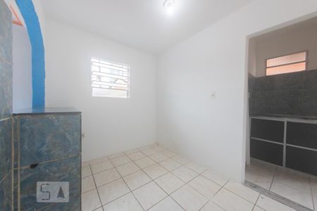 Casa para alugar com 50m², 2 quartos e sem vaga Casa para alugar com 50m², 2 quartos e sem vagaCozinha