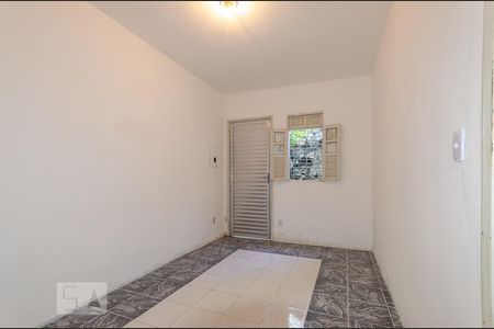 Sala de casa para alugar com 2 quartos, 50m² em Acupe de Brotas, Salvador