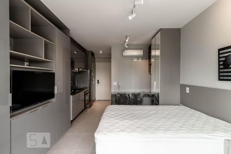 Sala de kitnet/studio para alugar com 1 quarto, 30m² em Moema, São Paulo