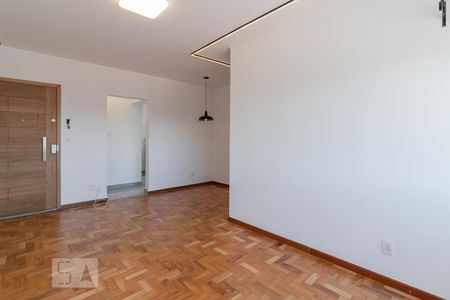Sala de apartamento para alugar com 3 quartos, 75m² em Mirandópolis, São Paulo