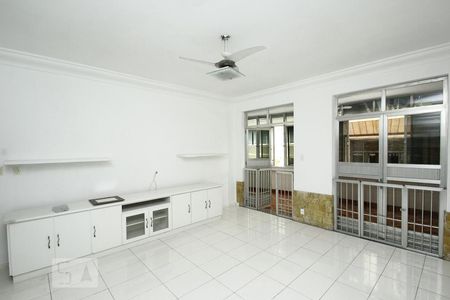 Sala de Estar de apartamento à venda com 3 quartos, 210m² em Flamengo, Rio de Janeiro