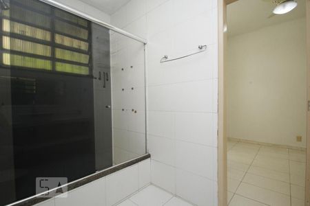 Apartamento à venda com 210m², 3 quartos e 1 vagaBanheiro da Suíte