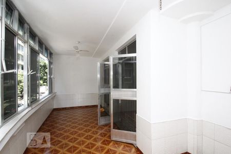 Apartamento à venda com 210m², 3 quartos e 1 vagaVaranda
