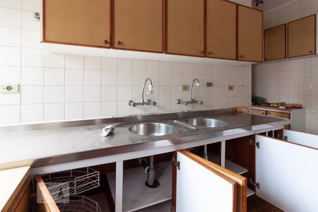 Casa à venda com 280m², 3 quartos e 2 vagasCozinha