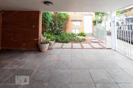 Casa à venda com 280m², 3 quartos e 2 vagasGaragem