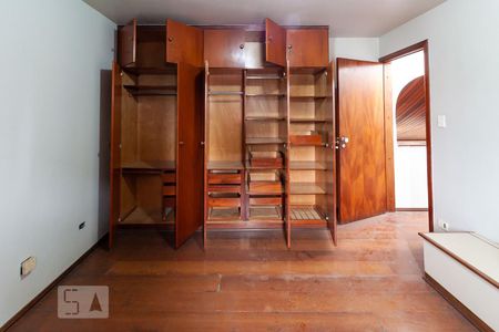 Casa à venda com 280m², 3 quartos e 2 vagasQuarto 2