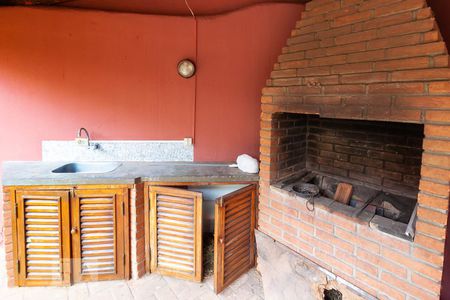 Casa à venda com 280m², 3 quartos e 2 vagasChurrasqueira