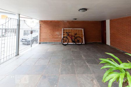 Casa à venda com 280m², 3 quartos e 2 vagasGaragem