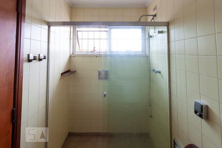 Casa à venda com 280m², 3 quartos e 2 vagasBanheiro da Suíte 