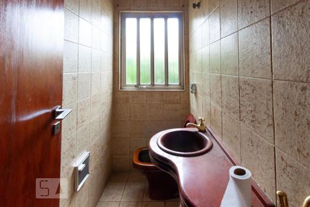 Casa à venda com 280m², 3 quartos e 2 vagasLavabo