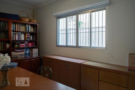 Casa à venda com 302m², 3 quartos e 6 vagasESCRITÓRIO